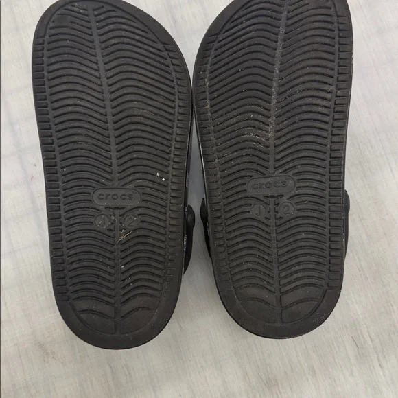 Kids Blue Slip-On Clog Shoes with SpongeBob Character Charms Size 2 kids - Picture 5 of 5